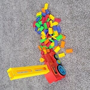 Domino Train